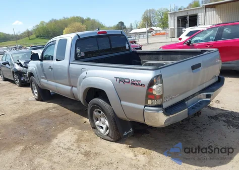 2015 Toyota Tacoma Base V6 из США, поврежденный, VIN 5TFUU4EN9FX144096